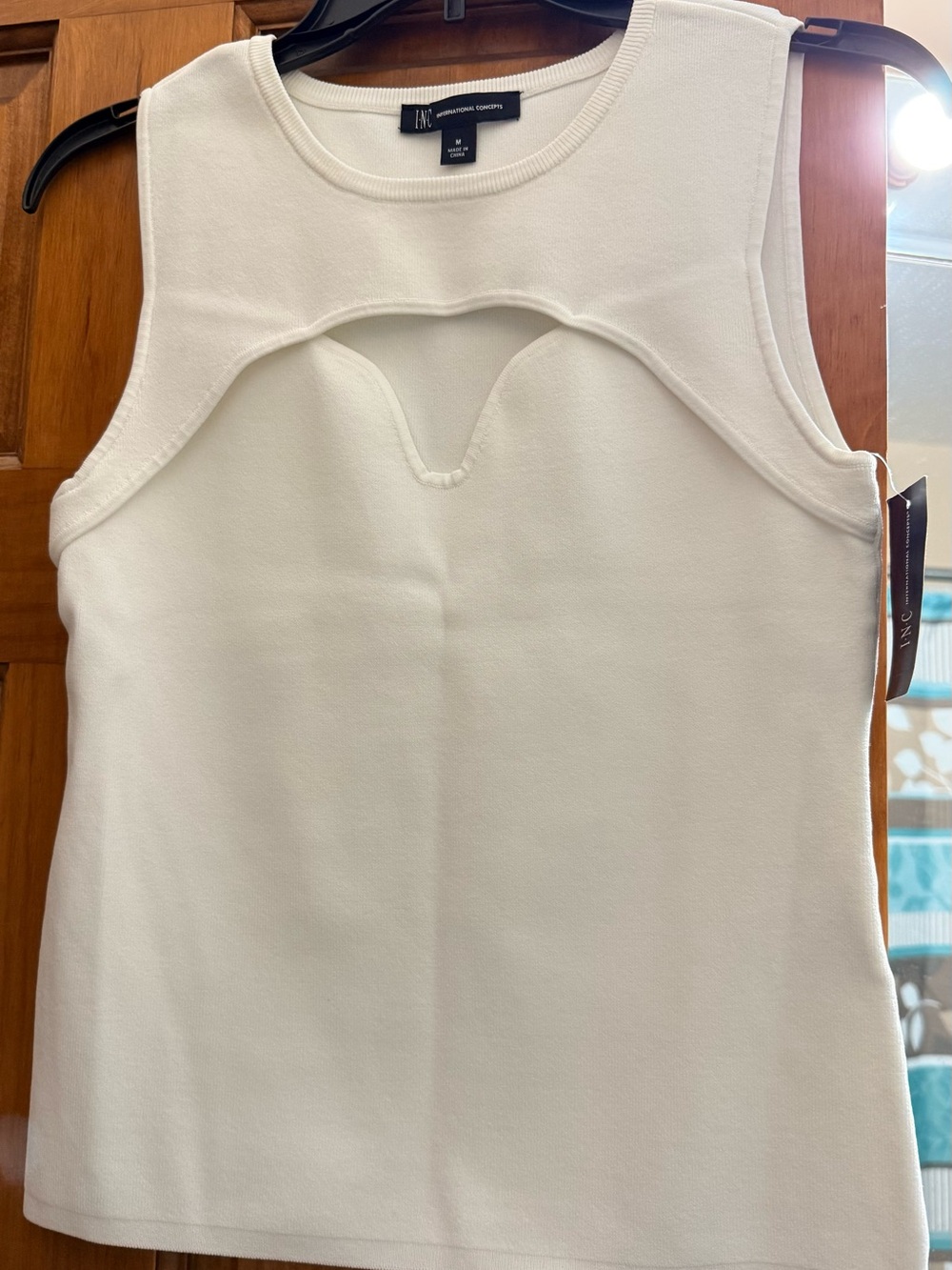 INC International Concepts Cream Sleeveless Cutout Tank